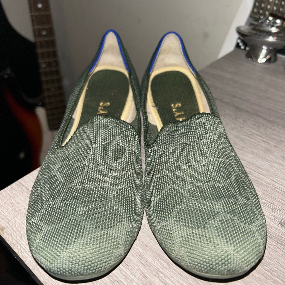 -Rothy’s The Loafer Green Giraffe 
-Size W 7